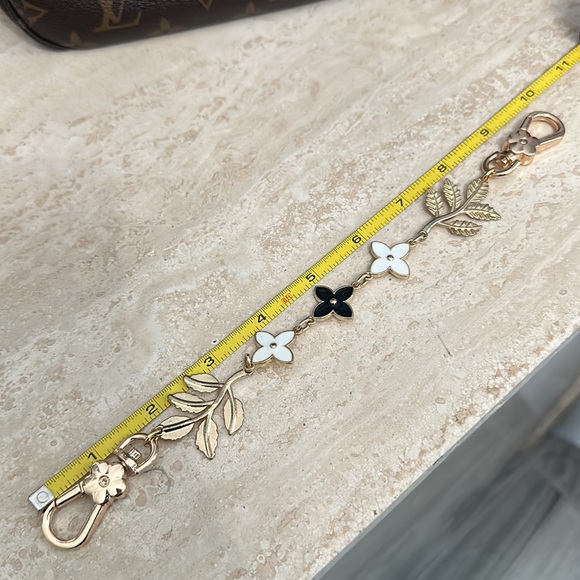 Unbranded key chain / purse decor - Picture 7 of 8